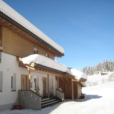 Alpina Apartment *